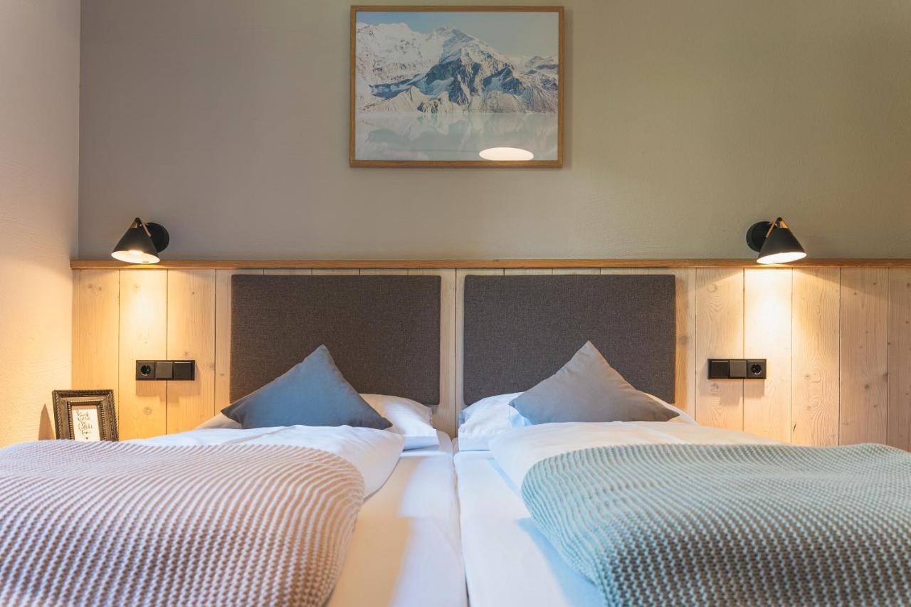 Dorfchalets & Apartments - Authentic Experience In Centre Of Kaprun Including Tauernspa And Summercard Exterior foto