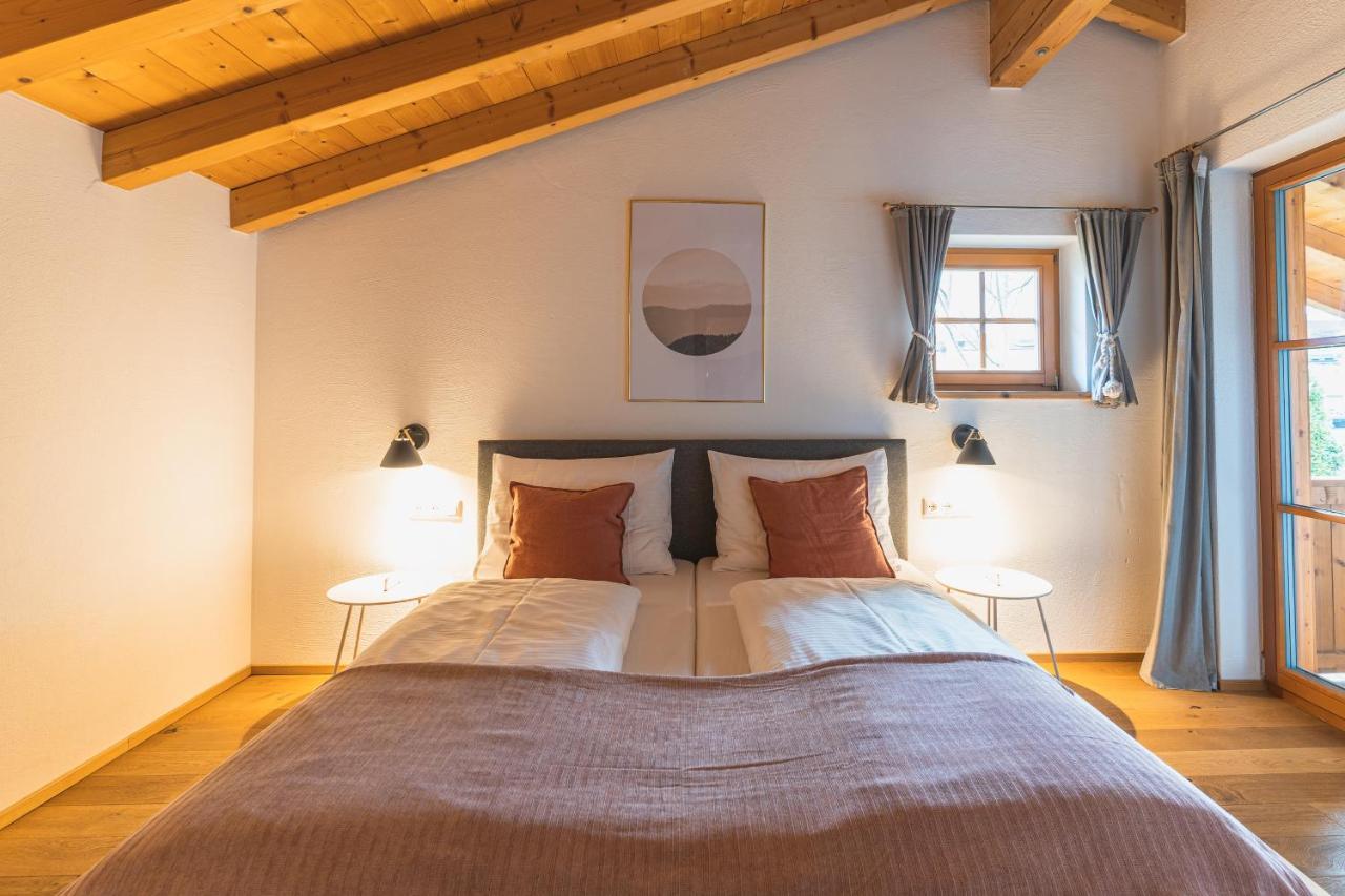 Dorfchalets & Apartments - Authentic Experience In Centre Of Kaprun Including Tauernspa And Summercard Exterior foto