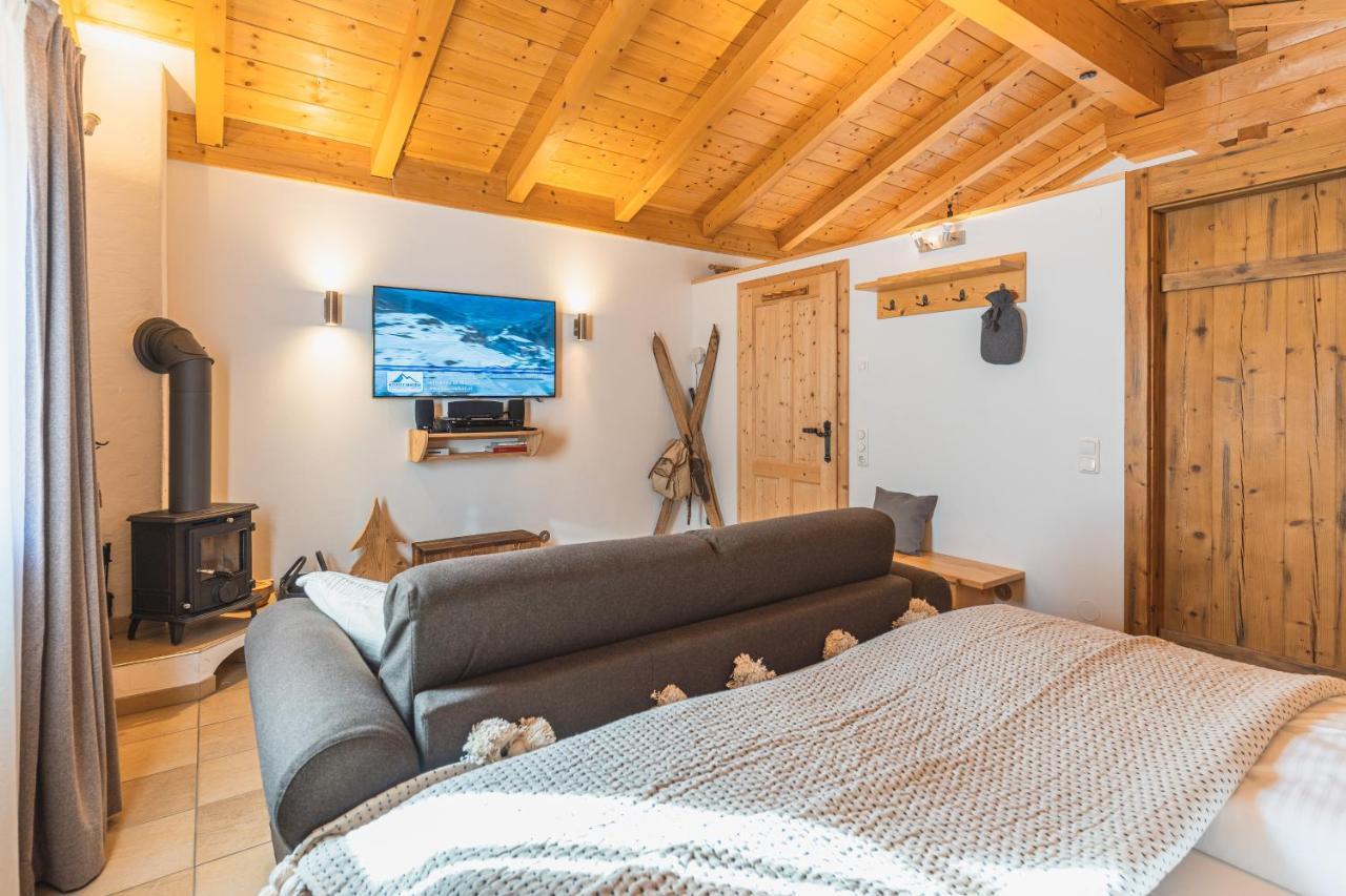 Dorfchalets & Apartments - Authentic Experience In Centre Of Kaprun Including Tauernspa And Summercard Exterior foto
