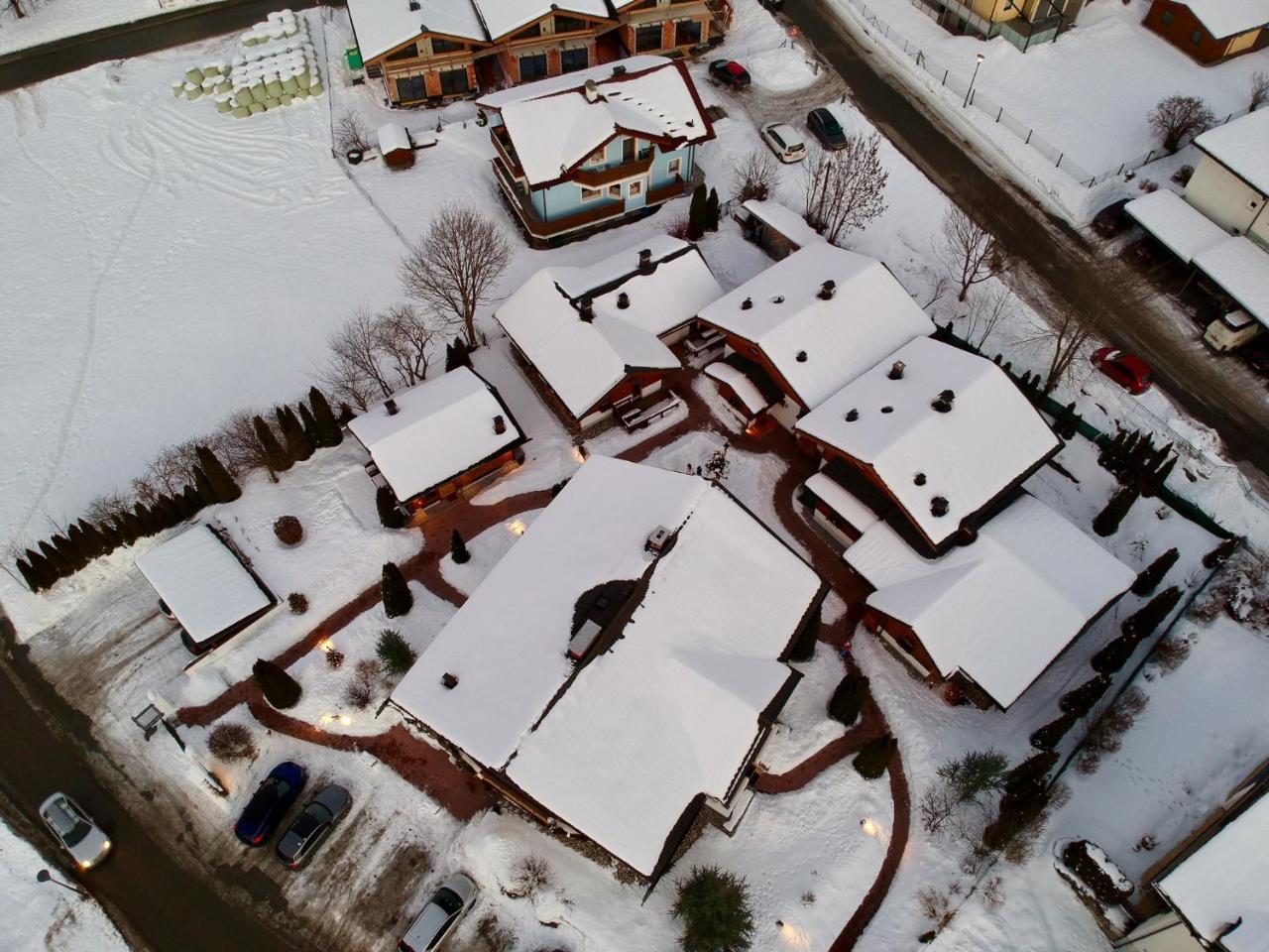 Dorfchalets & Apartments - Authentic Experience In Centre Of Kaprun Including Tauernspa And Summercard Exterior foto